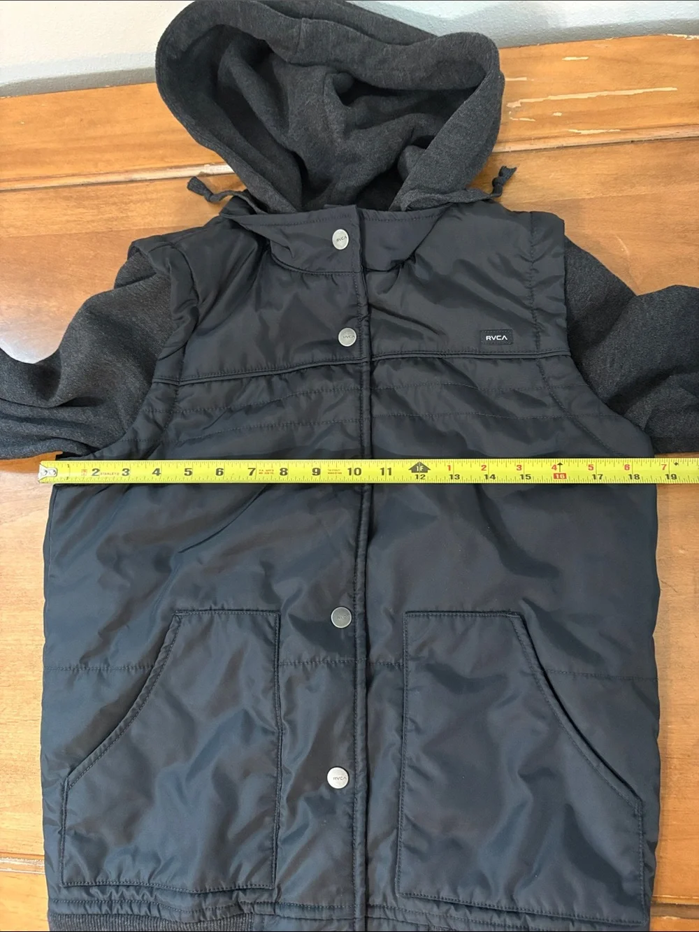 RVCA Men's Black Quilted Hooded Puffer with Knit Sleeves Size XS